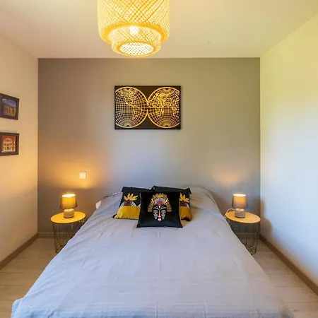 Vakantiehuis Bungalow Confortable Avec Piscine Coursac